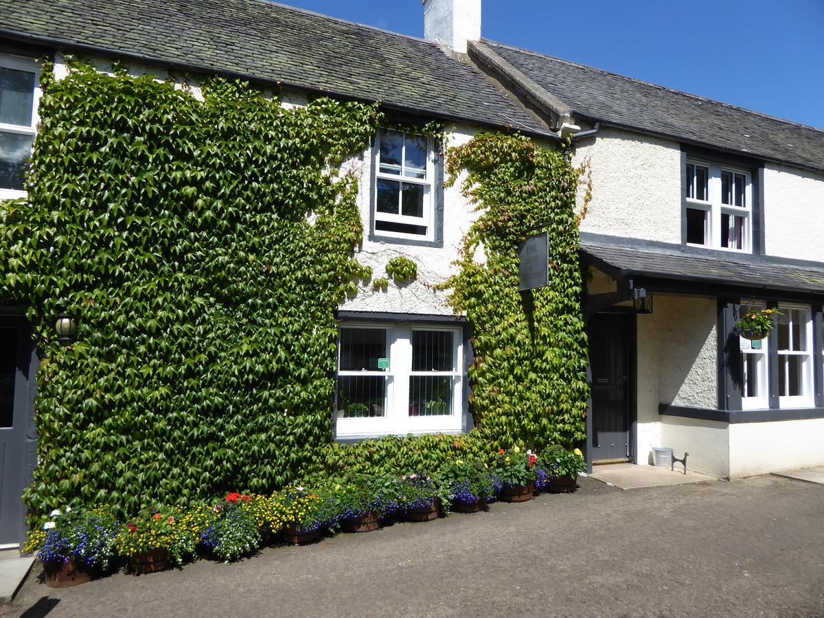 Marykirk Hotel Exterior photo